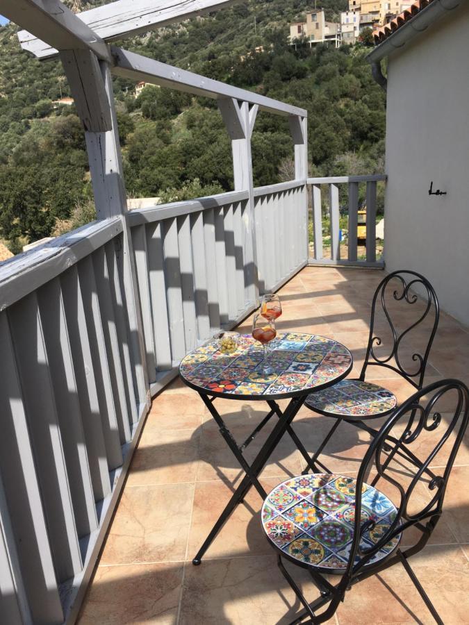 Bed and Breakfast Casa Basgiu Zilia Esterno foto